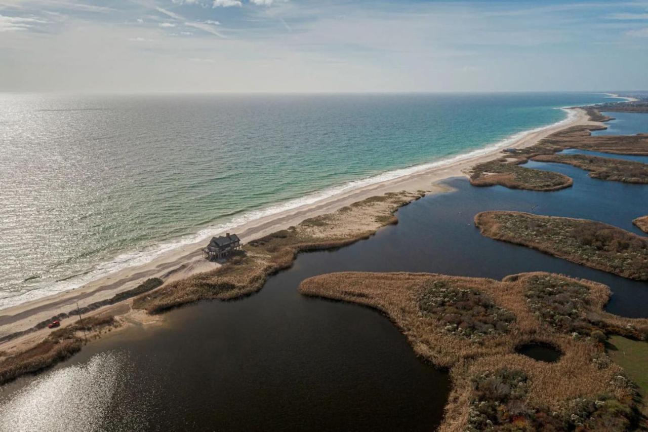 6.5-Acre Oceanfront Estate Villa Wakefield Екстериор снимка